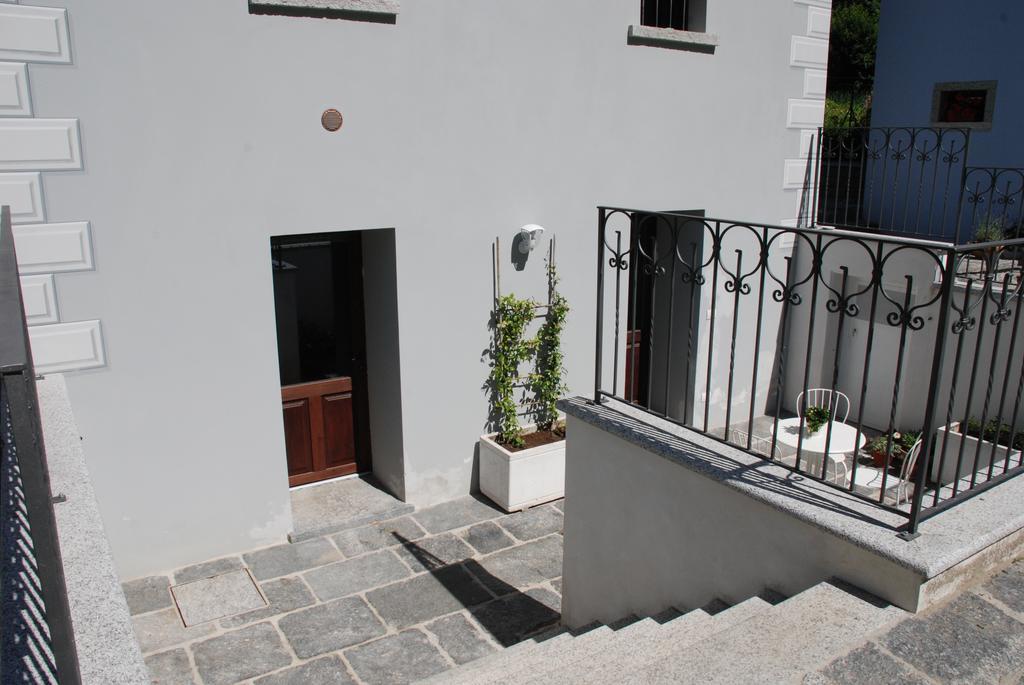 Ca' Del Borgo Hotel Cadarese Exterior foto